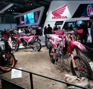 TECNOLOGIA E INNOVAZIONE A EICMA 2016